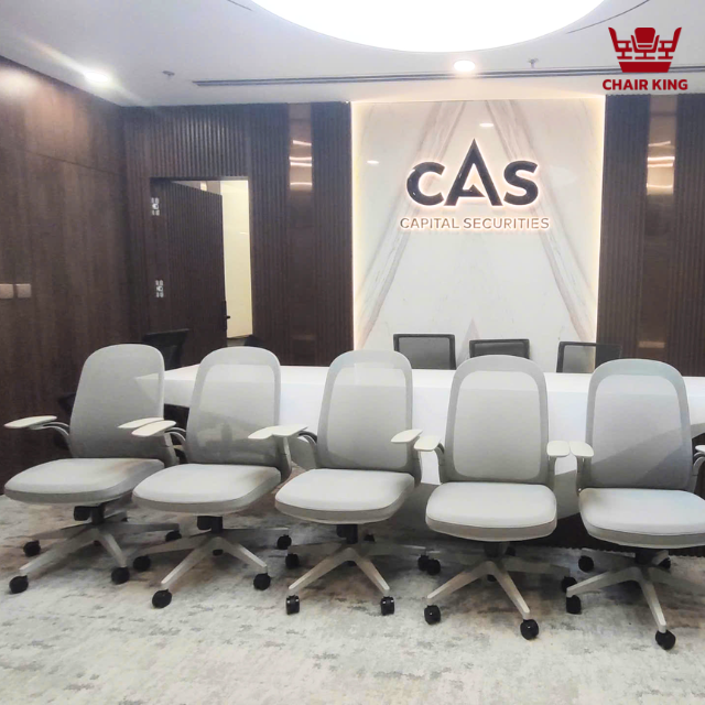 Bàn họp hiện đại trong dự án Chairking bàn giao combo nội thất